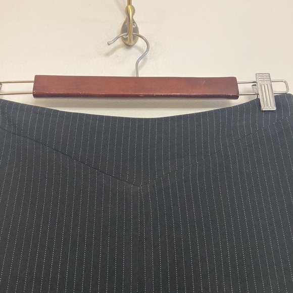 Ross Mayer Skirt Suit Womens 4 Black Pinstripe Blazer Pencil Skirt Ruffle - Picture 10 of 16